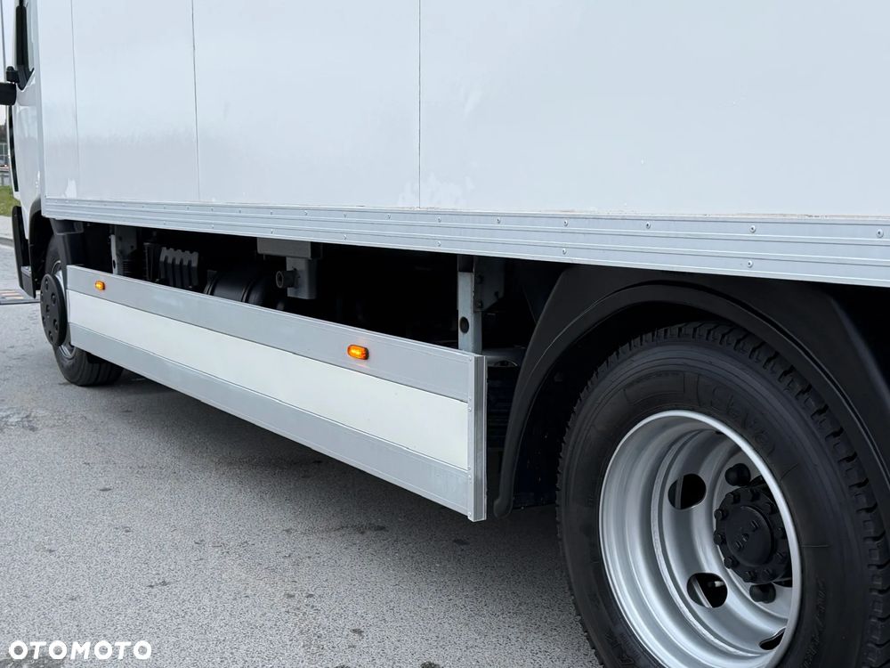 Renault D 7.5 // EKSPOZYCJA // SKLEP MOBILNY // ZABUDOWA WYSTAWOWA // SHOWROOM MOBILNY // - 26