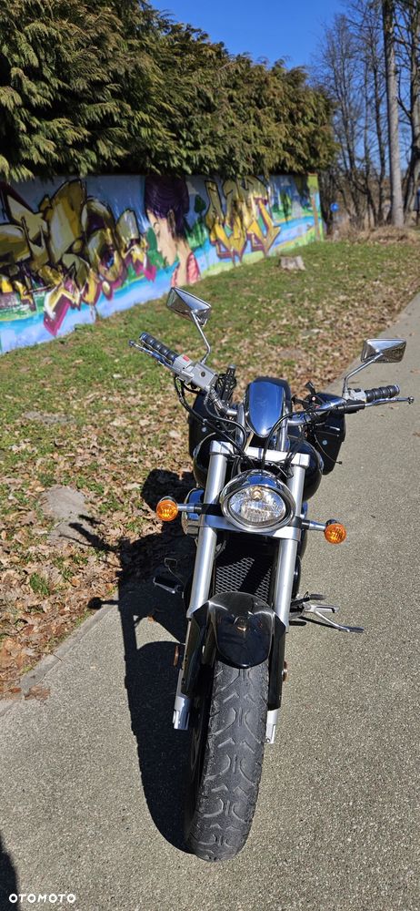 Suzuki Boulevard - 10