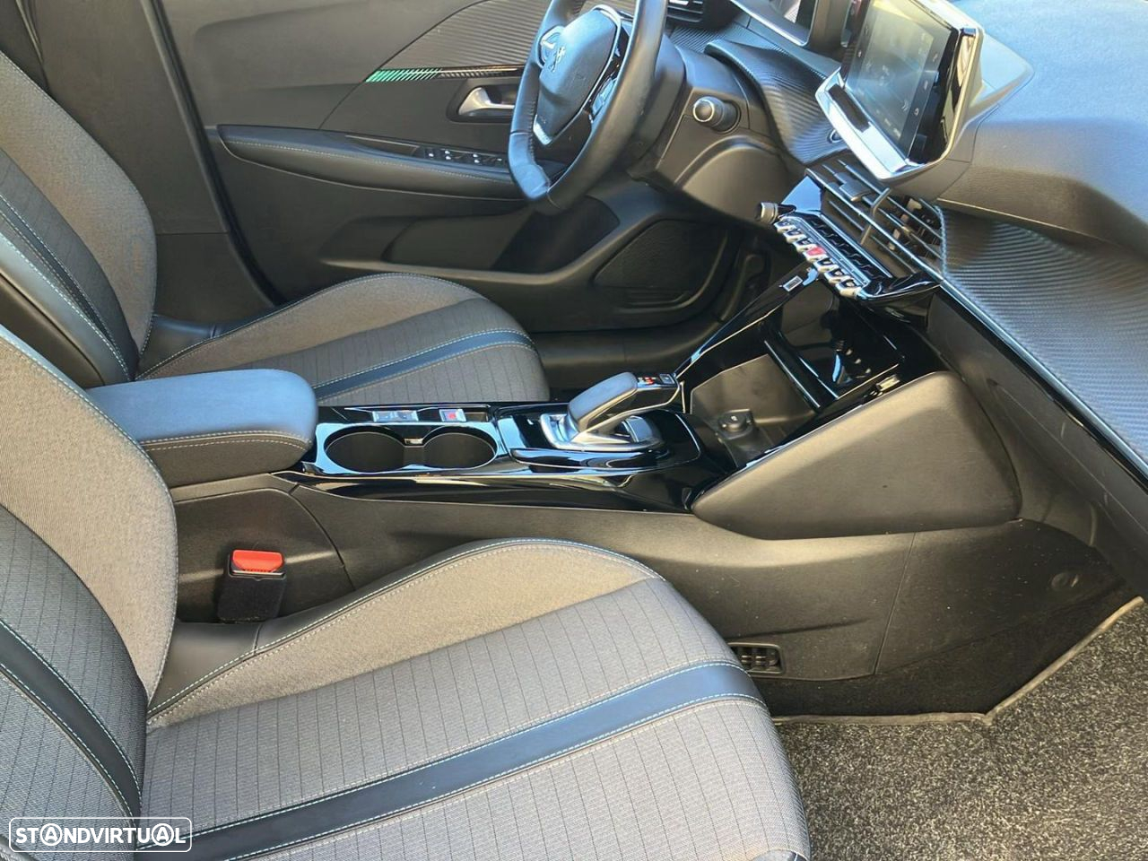 Peugeot e-208 50 kWh Allure - 14