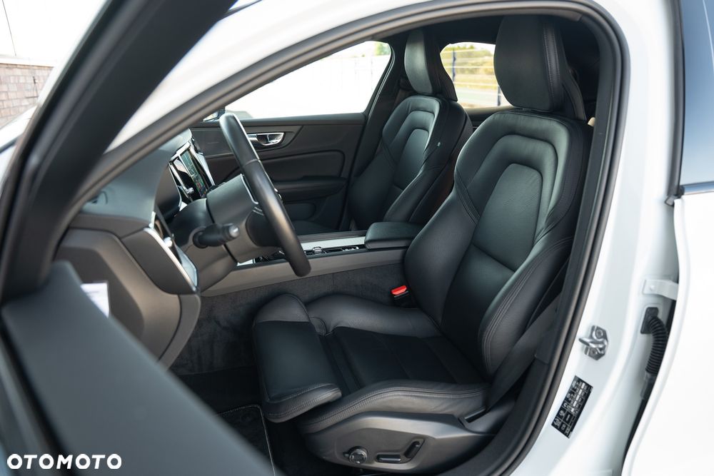 Volvo S60 T4 Geartronic RDesign - 23