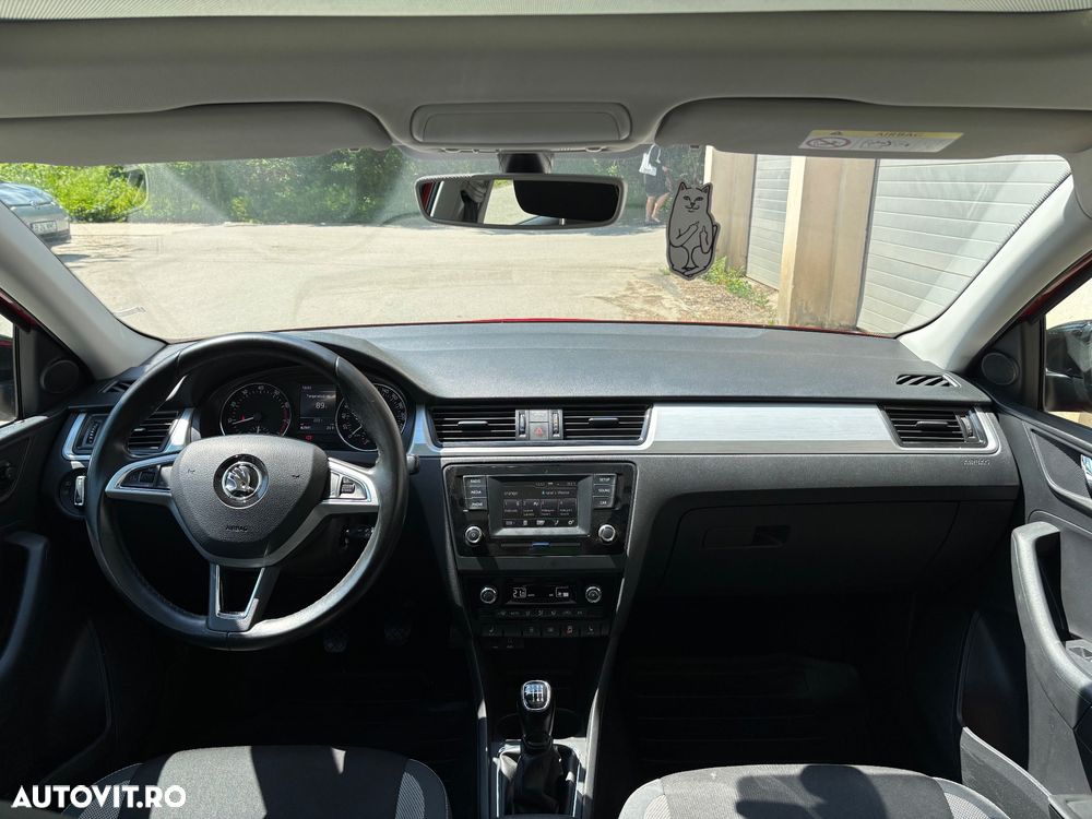 Skoda RAPID 1.2 TSI Active - 14