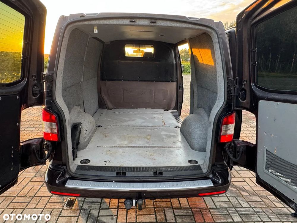 Volkswagen Transporter - 16