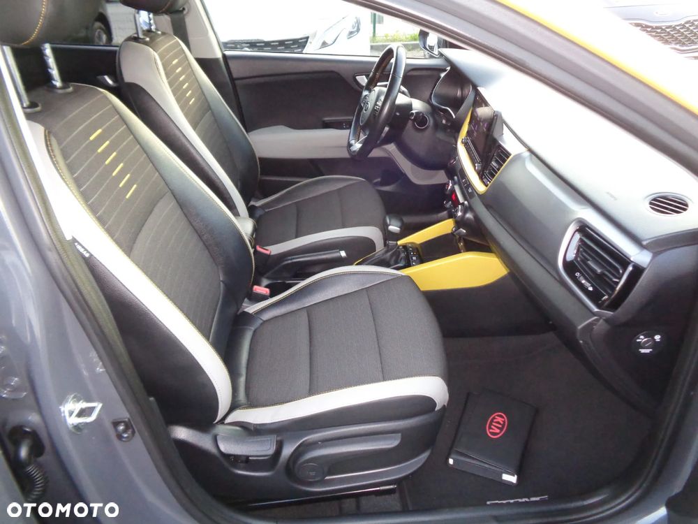 Kia Stonic - 21