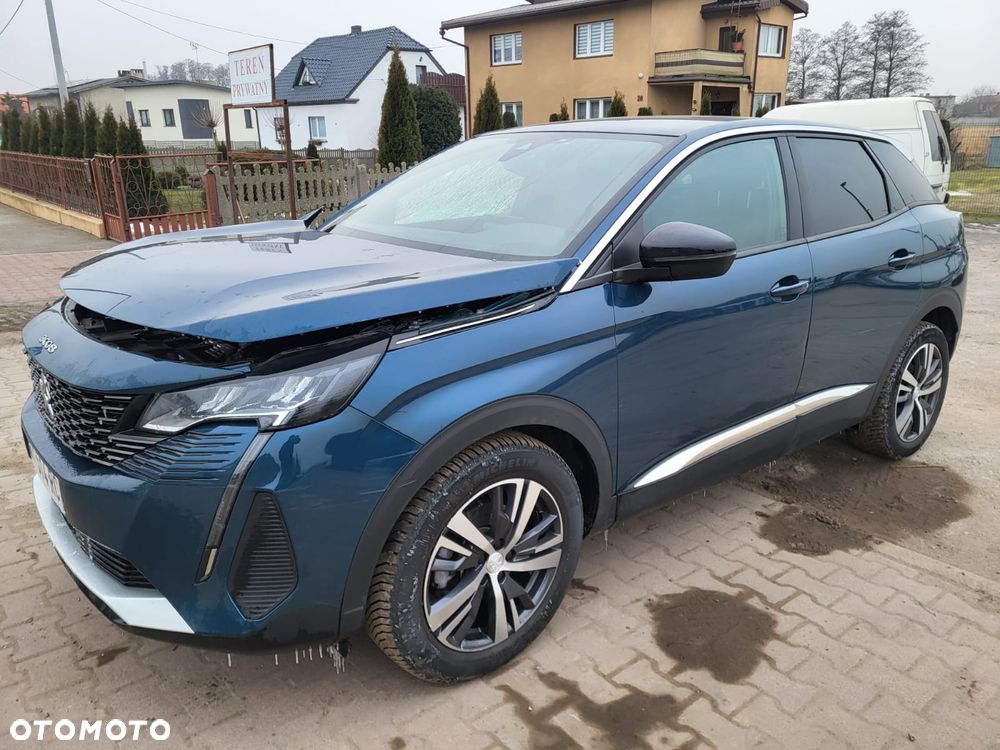 Peugeot 3008 1.2 PureTech mHEV Active Pack S&S e-DCS6 - 31