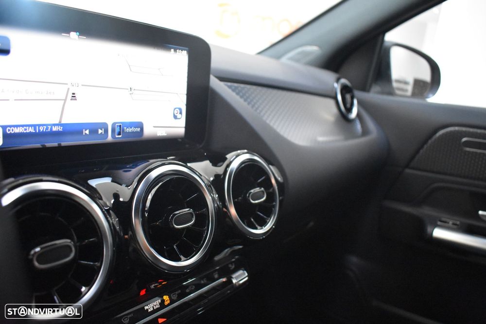 Mercedes-Benz GLA 250 - 39
