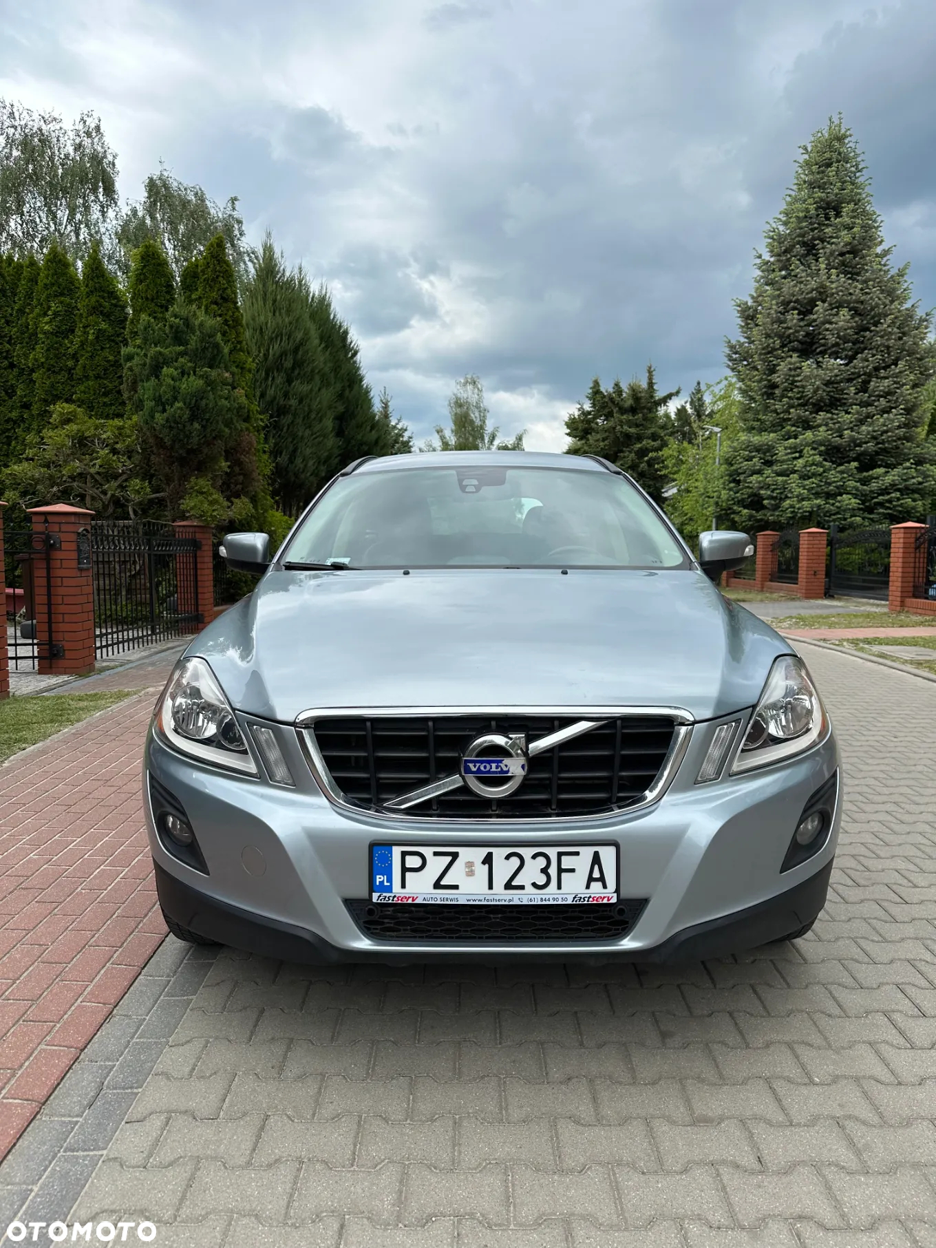 Volvo XC 60 D5 AWD Momentum - 3