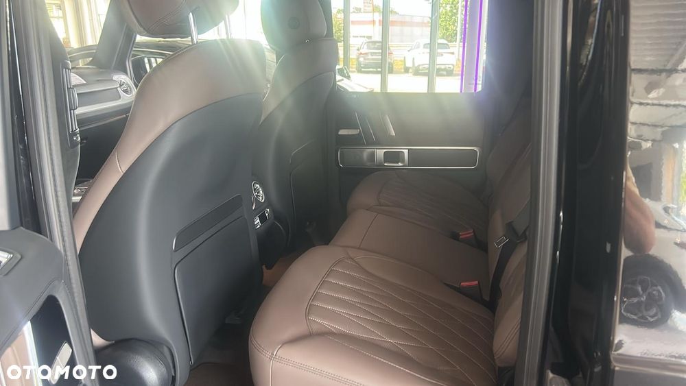 Mercedes-Benz Klasa G AMG 63 AMG Speedshift 9G-TRONIC - 9