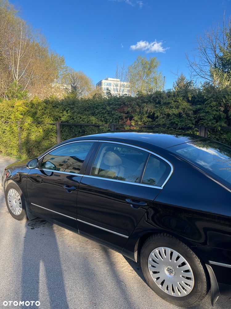 Volkswagen Passat 1.8 TSI Comfortline - 2