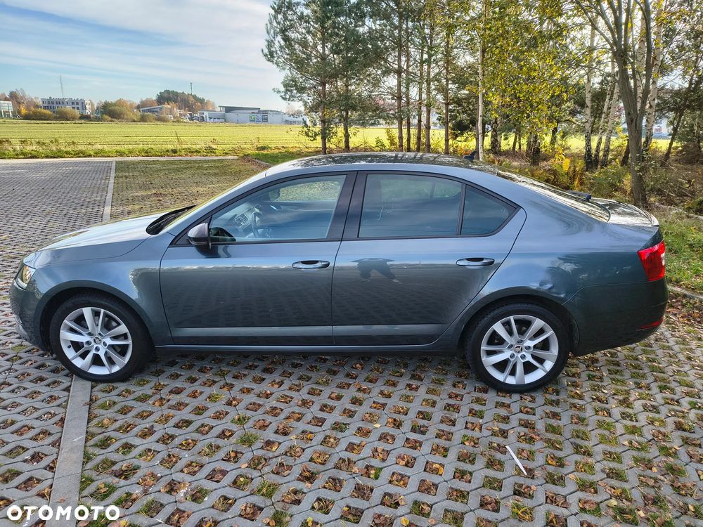 Skoda Octavia 1.5 TSI ACT Style DSG - 4