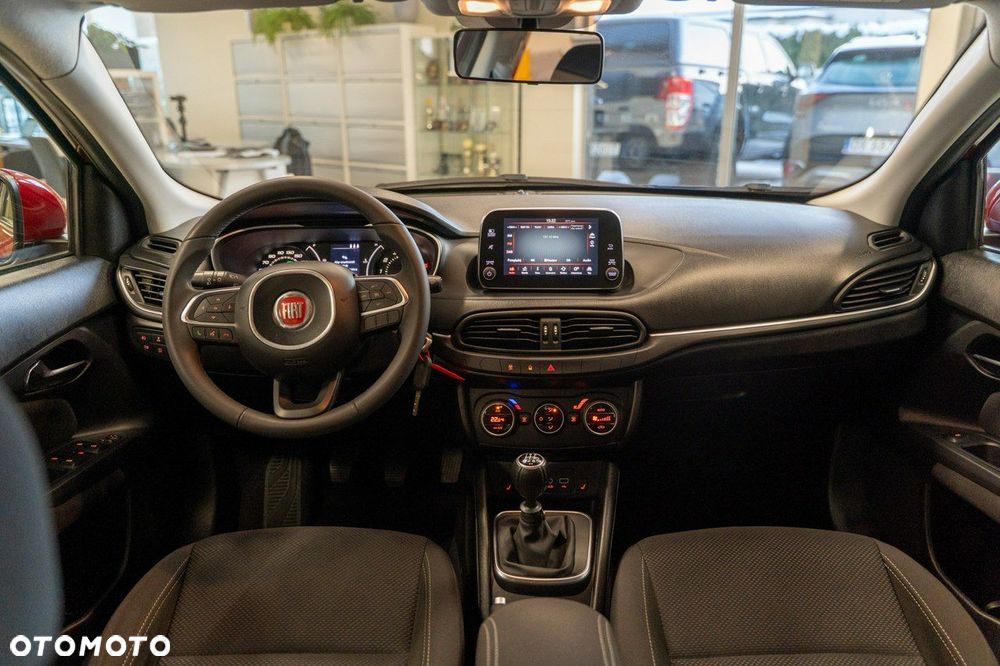 Fiat Tipo 1.4 16v Lounge EU6d - 10