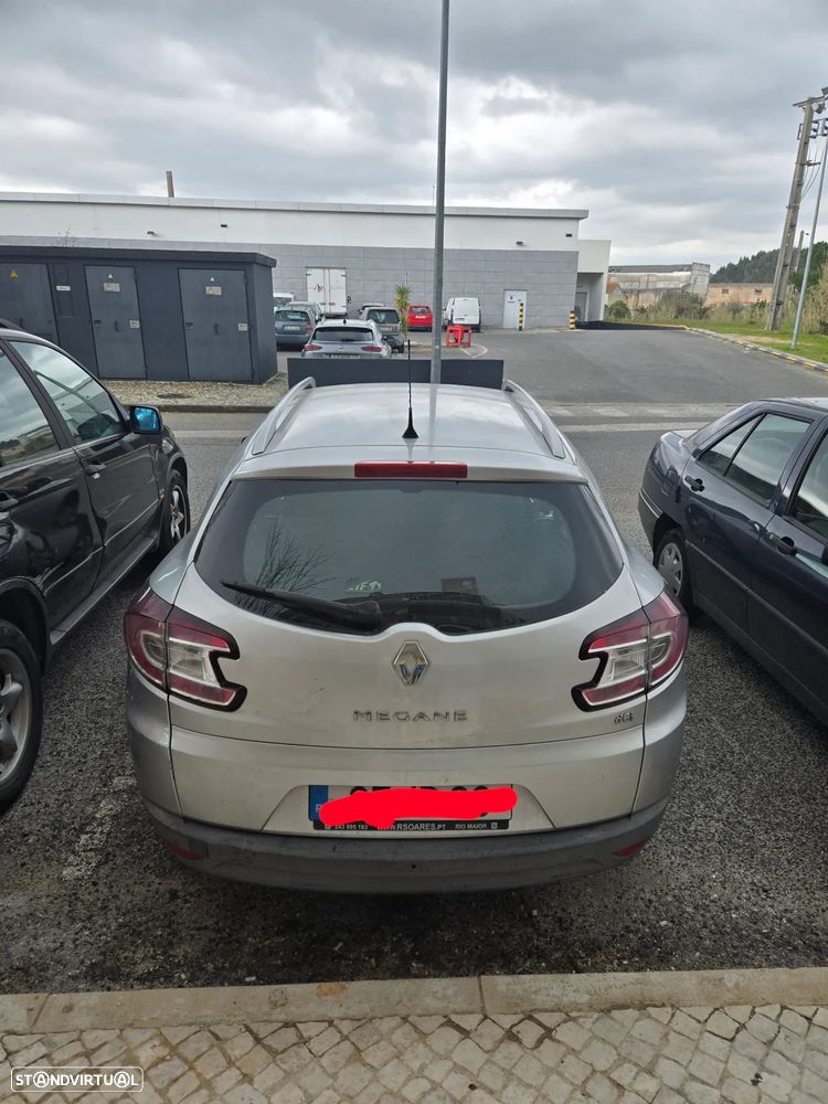 Renault Mégane Break 1.5 dCi Dynamique - 4