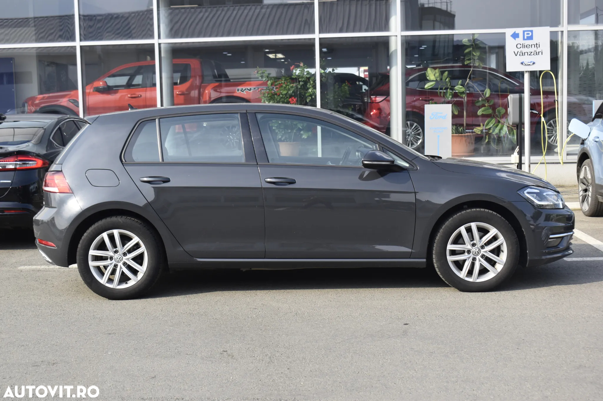 Volkswagen Golf 2.0 TDI DSG Highline - 8