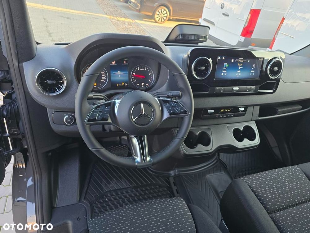 Mercedes-Benz Sprinter 317 CDI Standard PRO 9G-Tronic - 19