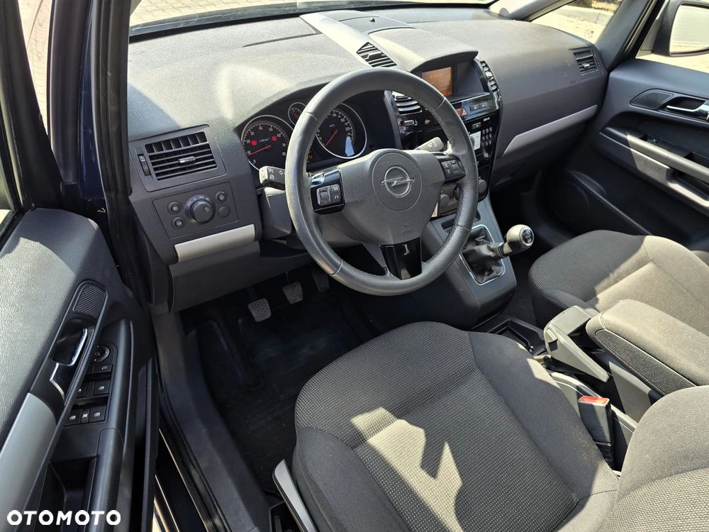 Opel Zafira 1.8 Innovation 110 Jahre - 21
