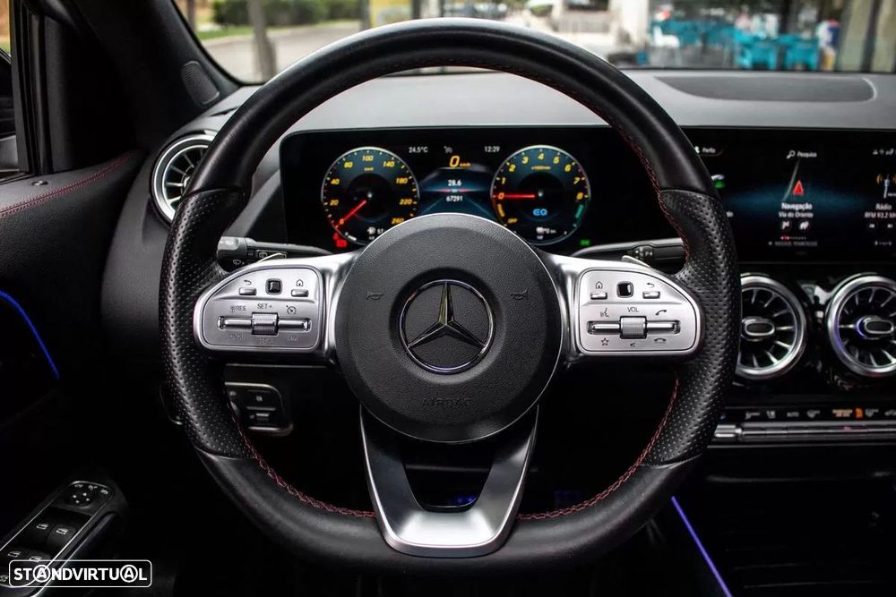 Mercedes-Benz GLA 250 e AMG Line - 13