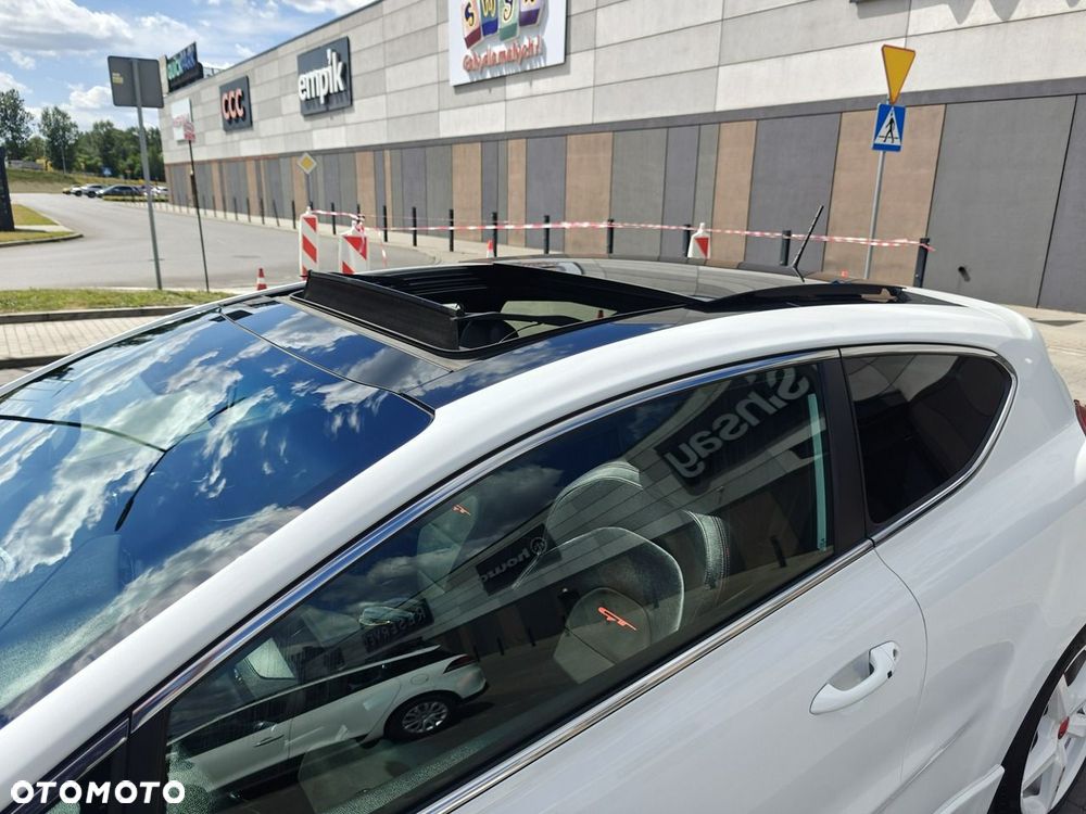 Kia Ceed - 22
