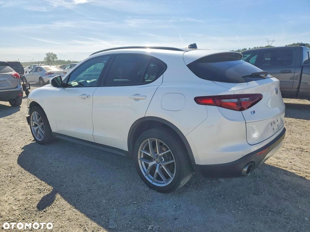 Alfa Romeo Stelvio 2.0 Turbo TI Q4 - 4