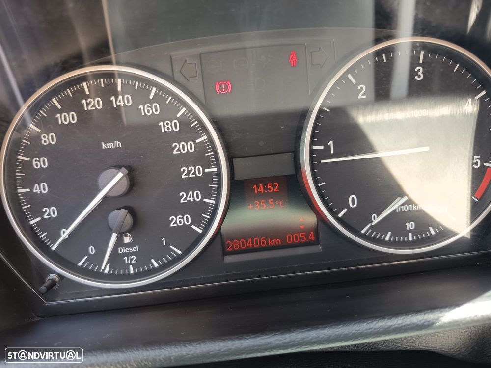 BMW X1 sDrive20d - 12