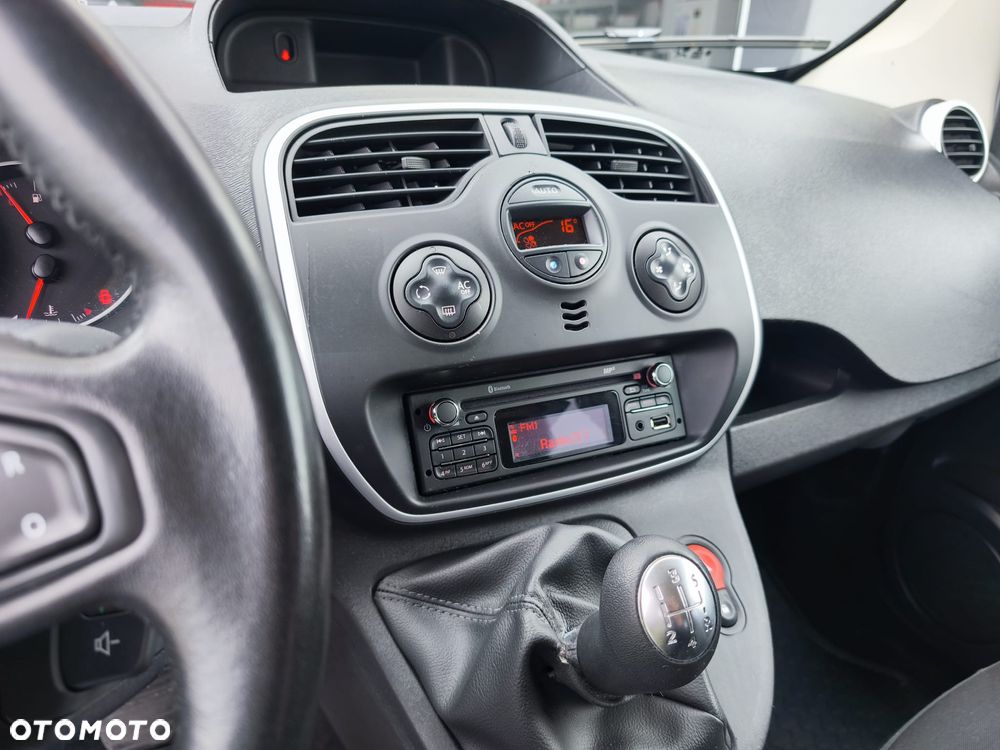 Renault Kangoo 1.5 dCi Limited Eu6 - 24