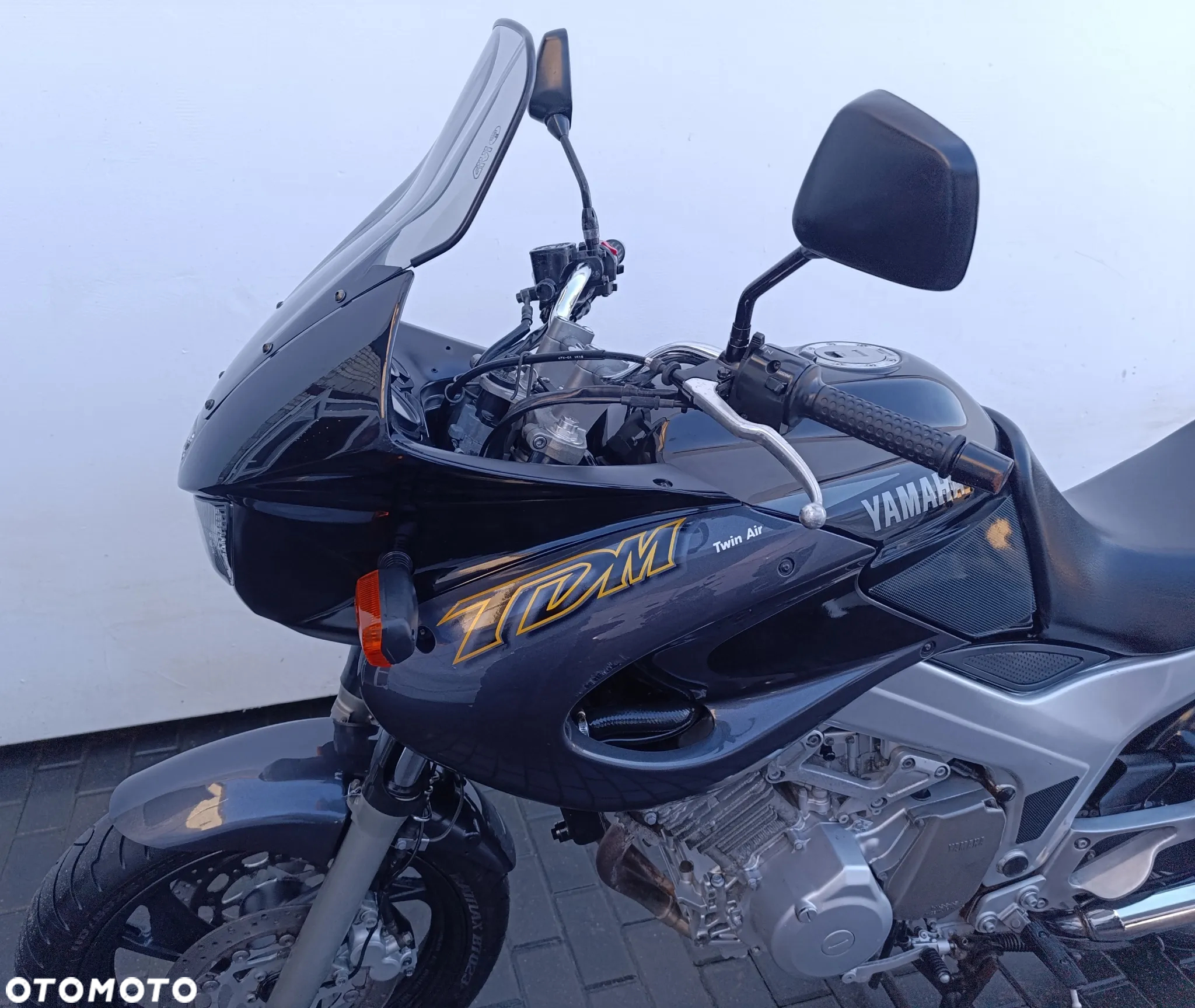 Yamaha TDM - 11