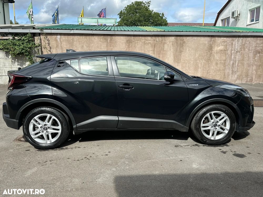 Toyota C-HR Hybrid Business-Edition - 5