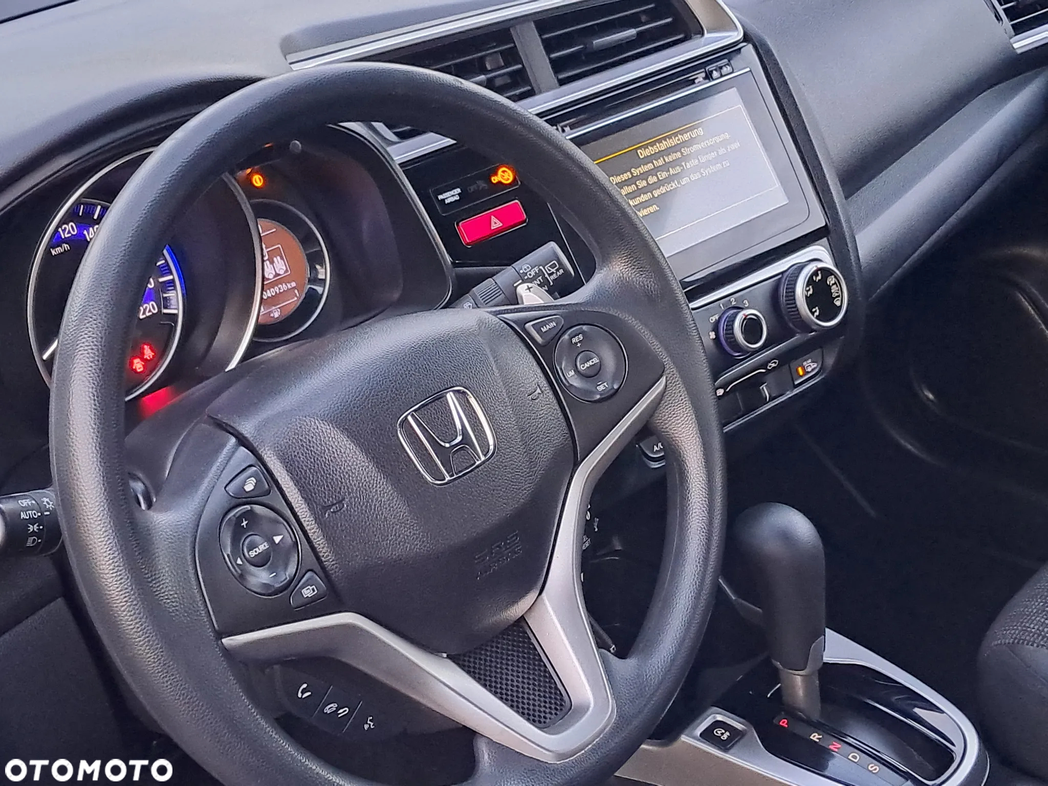 Honda Jazz 1.3 Elegance (ADAS) CVT - 14