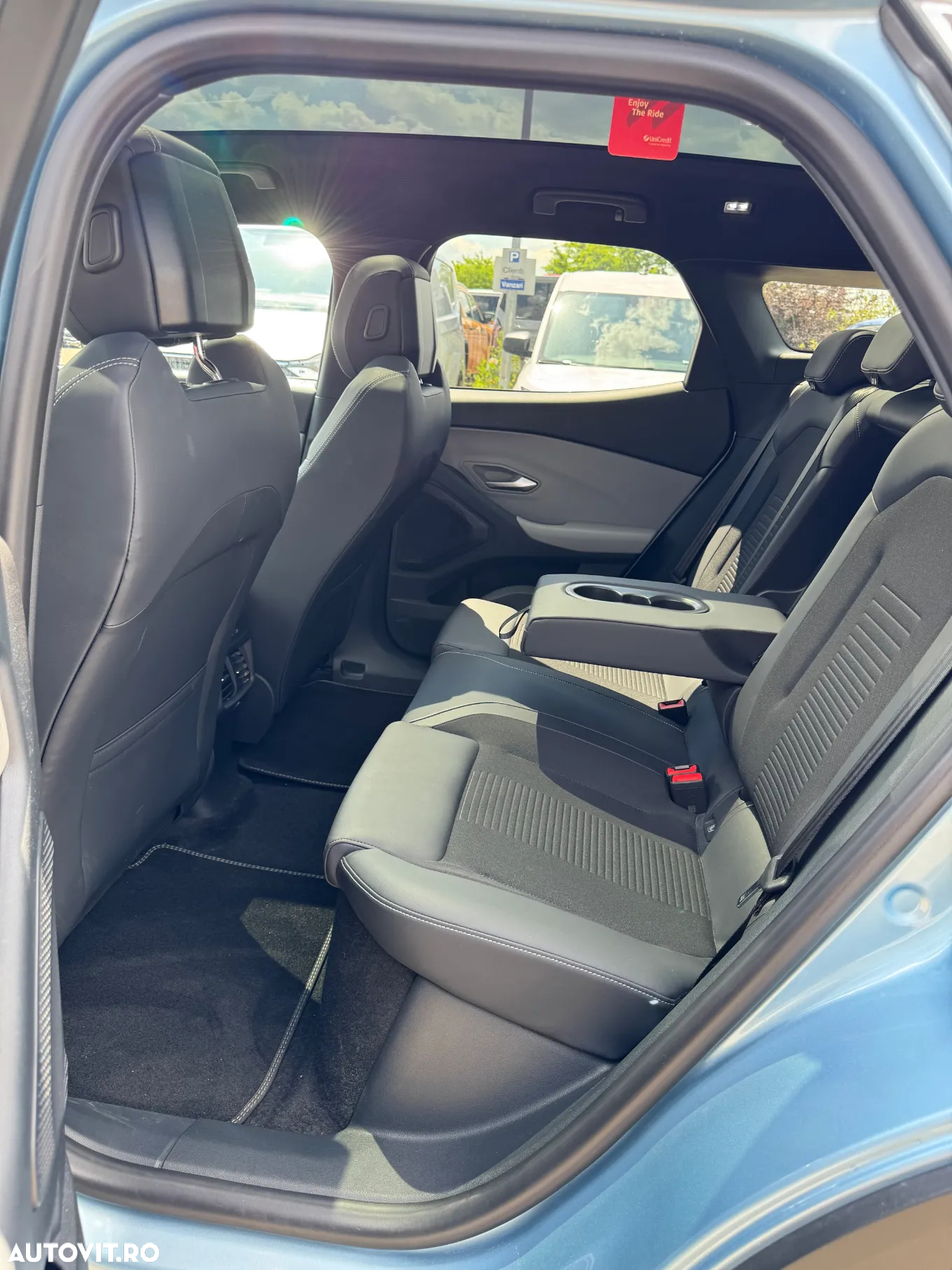 Ford Explorer RWD 77 kWh Extended Range Premium - 9