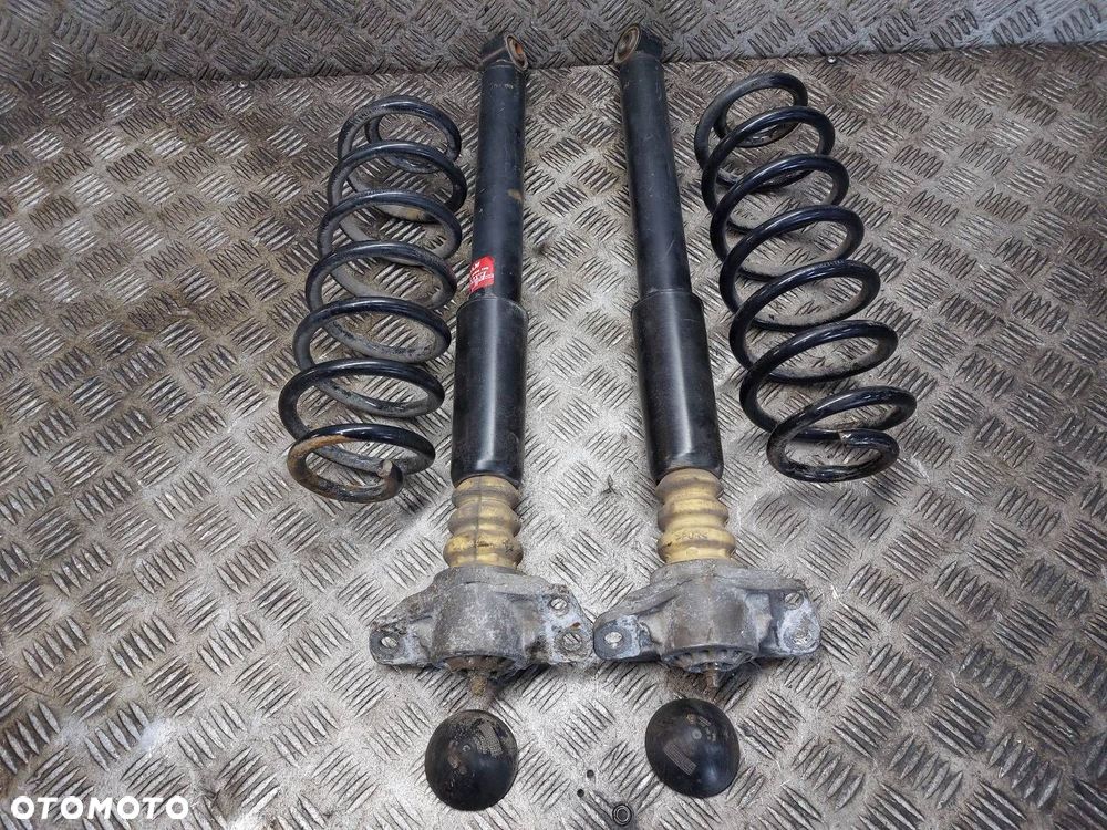 AMORTYZATORY + SPRĘŻYNY TYŁ KOMPLET VOLKSWAGEN PASSAT B6 KOMBI - 1