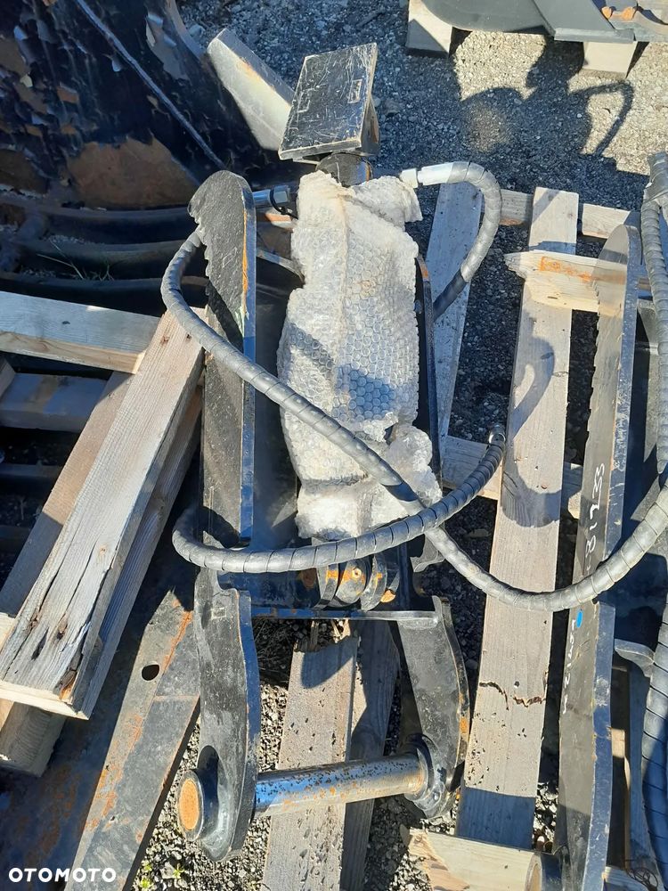 Kciuk hydrauliczny do koparki mini koparki pazur hak chwytający łapa dociskowa chwytak fi40 3-5t NOWY - 9