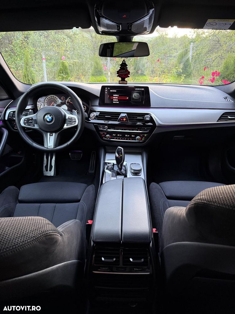 BMW Seria 5 530d xDrive AT - 6