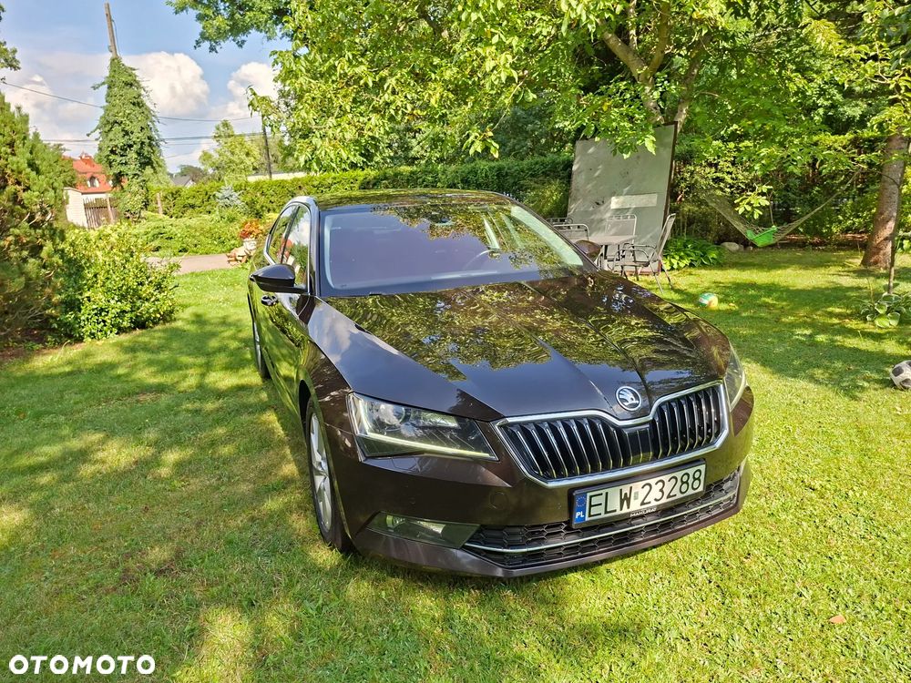 Skoda Superb 2.0 TDI Style DSG7 - 2