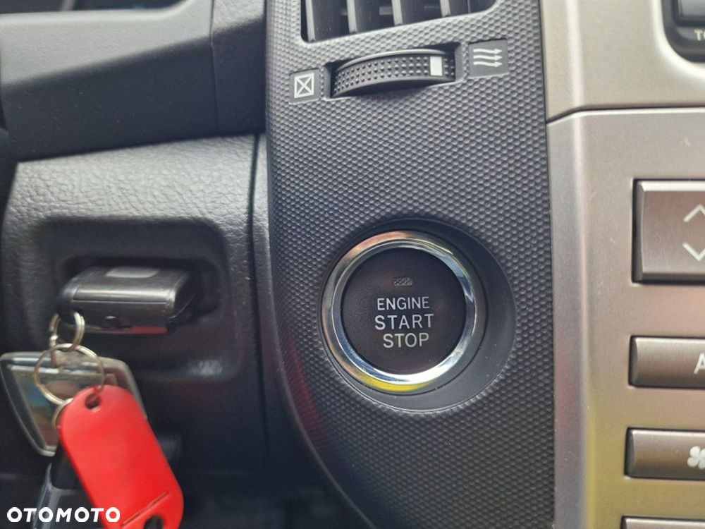 Toyota Corolla Verso - 16