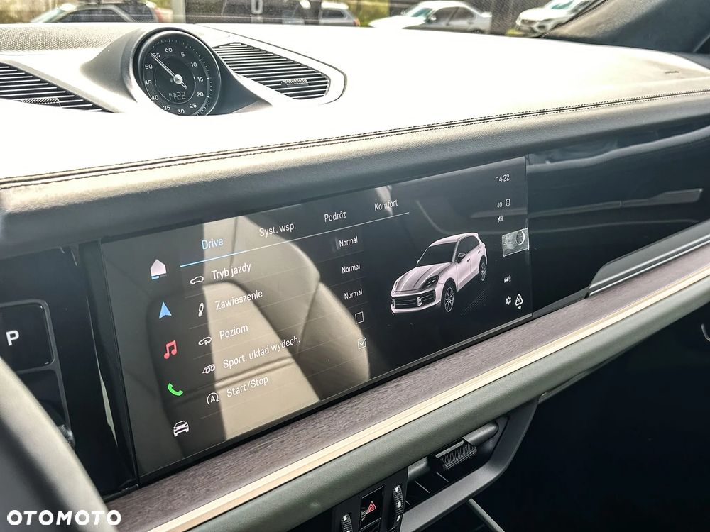 Porsche Cayenne - 17