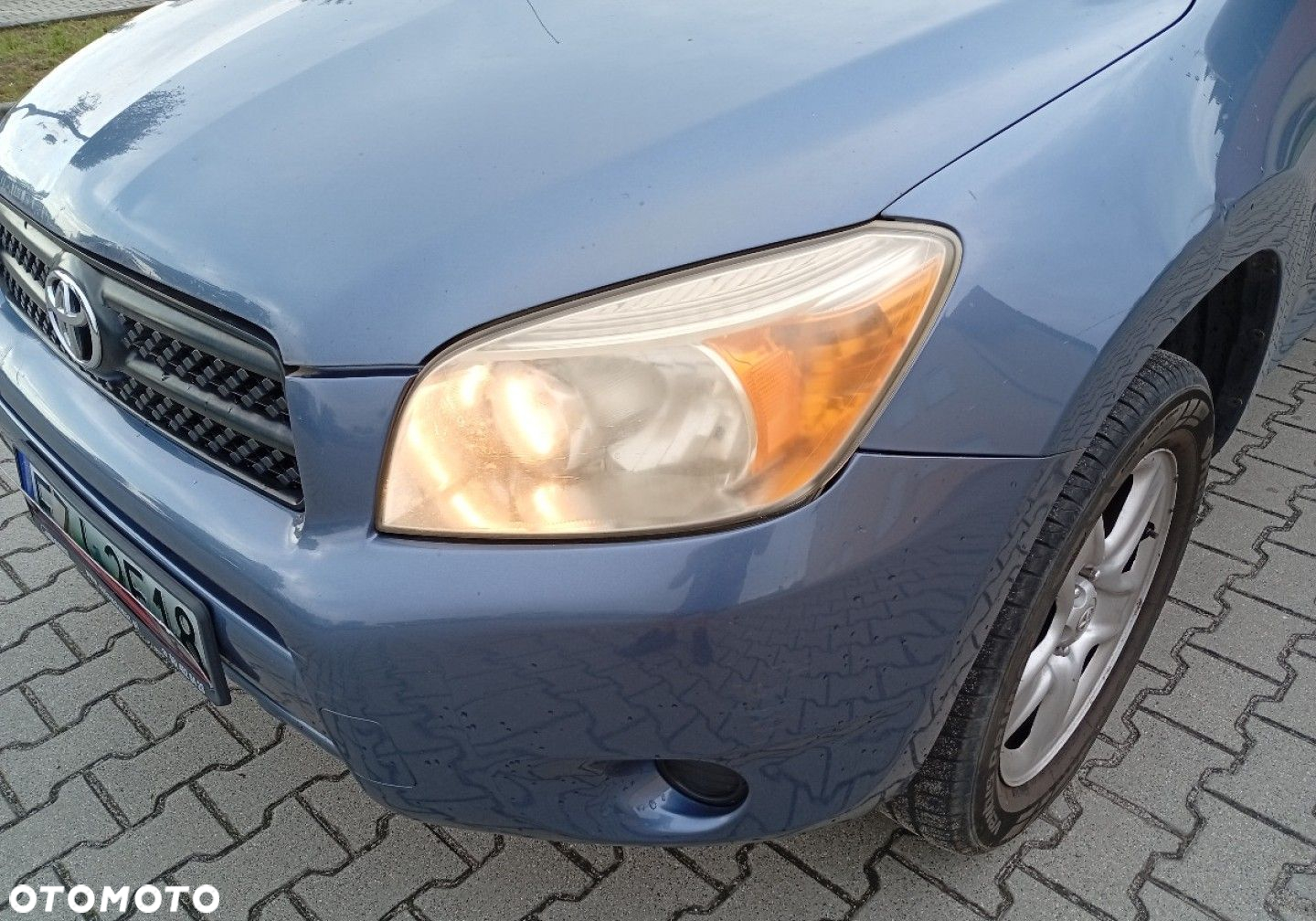 Toyota RAV4 - 5