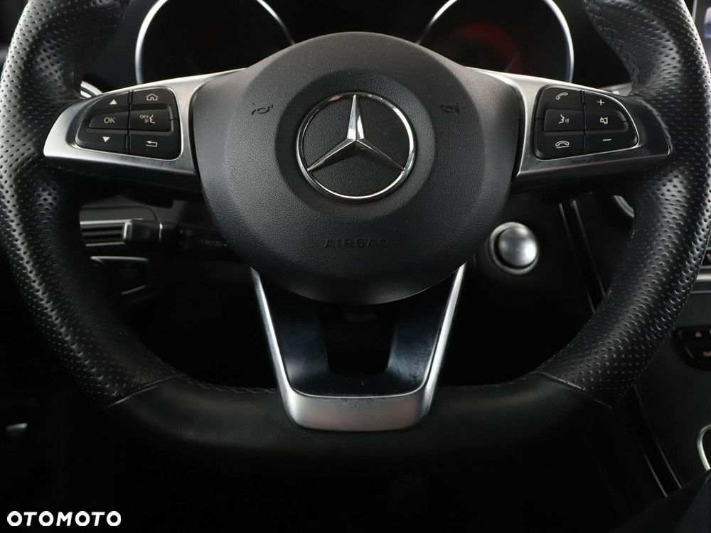 Mercedes-Benz GLC - 22