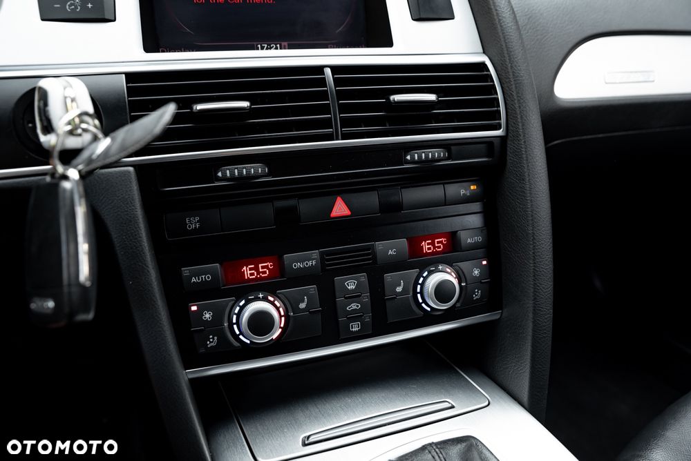 Audi A6 Avant 3.0 TDI DPF quattro tiptronic - 38
