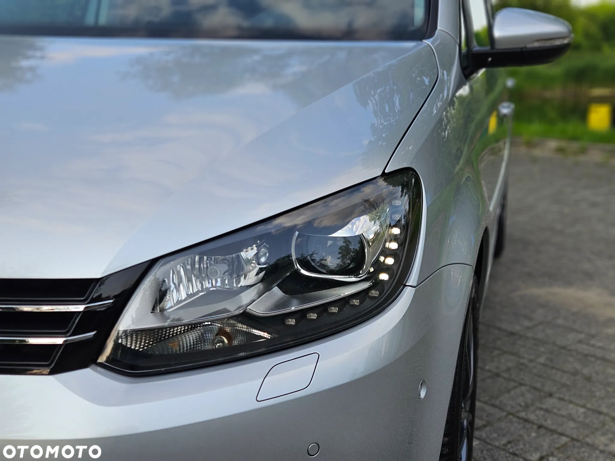 Volkswagen Touran 1.4 TSI Cross DSG - 11
