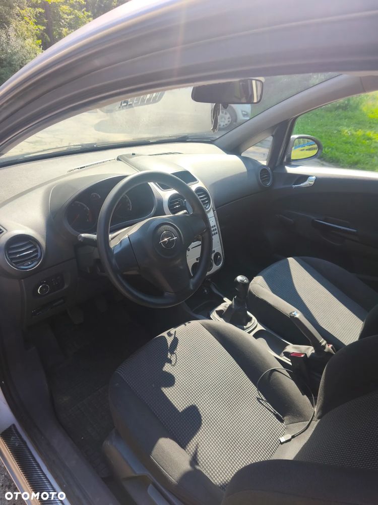 Opel Corsa 1.2 16V Enjoy - 16