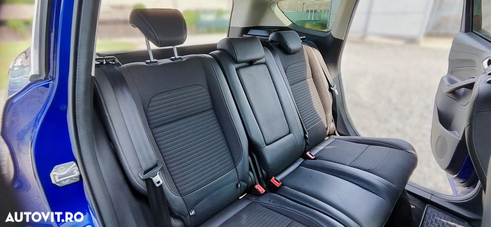 Ford Kuga 2.0 TDCi Powershift 4WD Titanium - 22