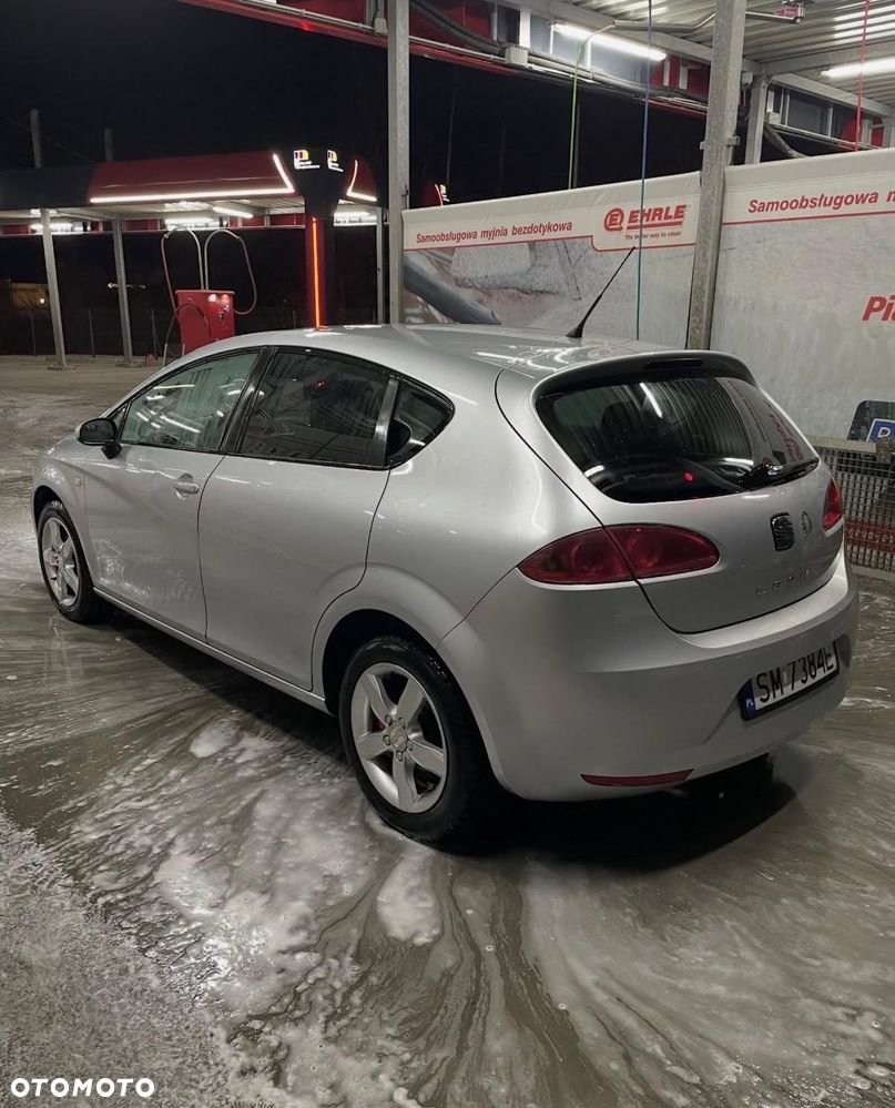 Seat Leon 2008 photo 4