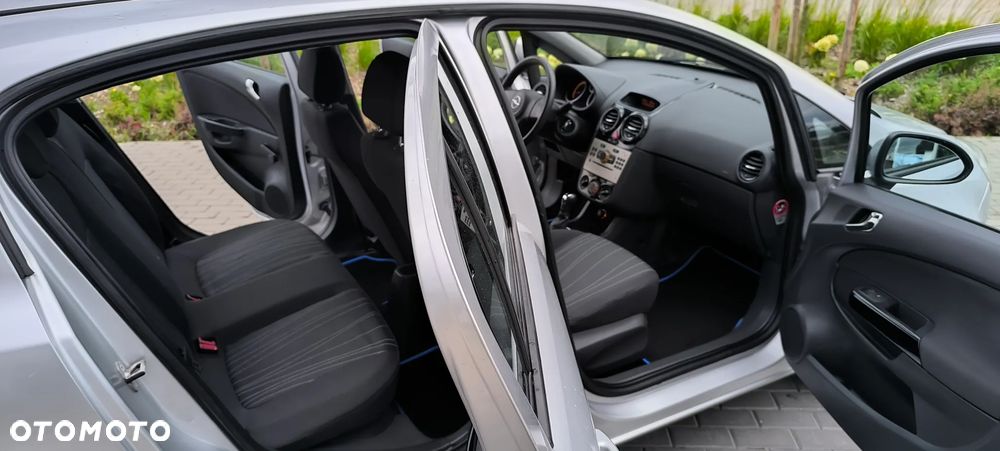 Opel Corsa - 37