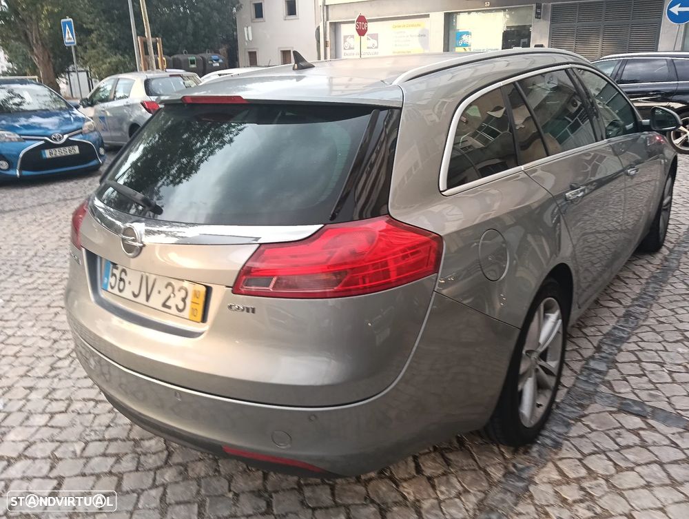 Opel Insignia Sports Tourer 2.0 CDTi Cosmo - 3