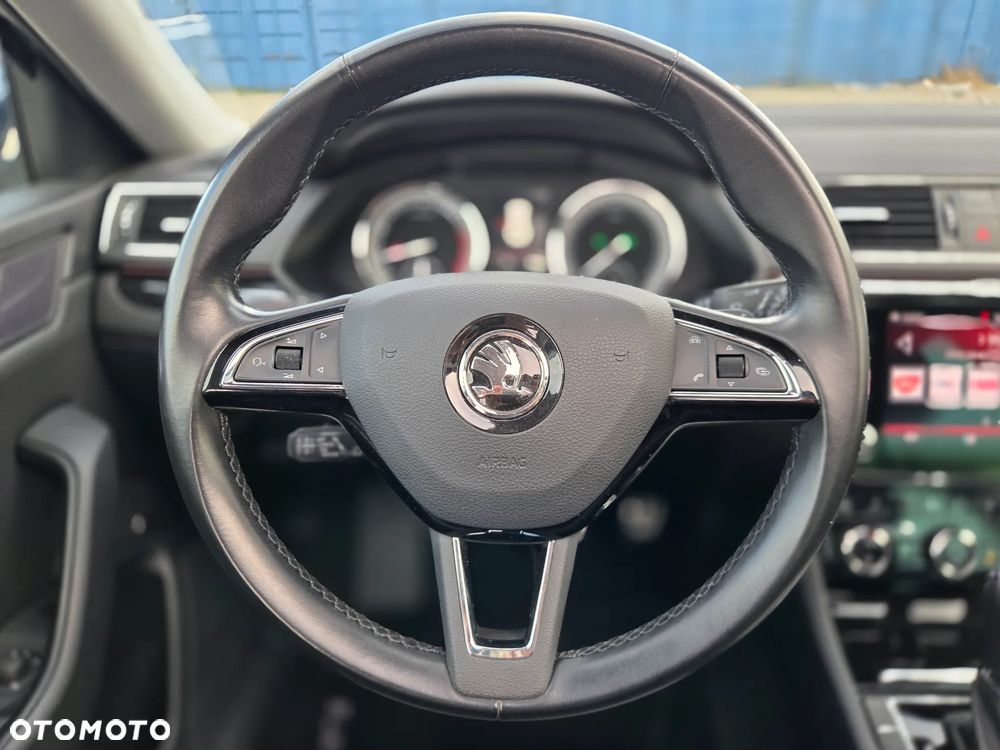 Skoda Superb 2.0 TSI 4x4 L&K DSG - 20
