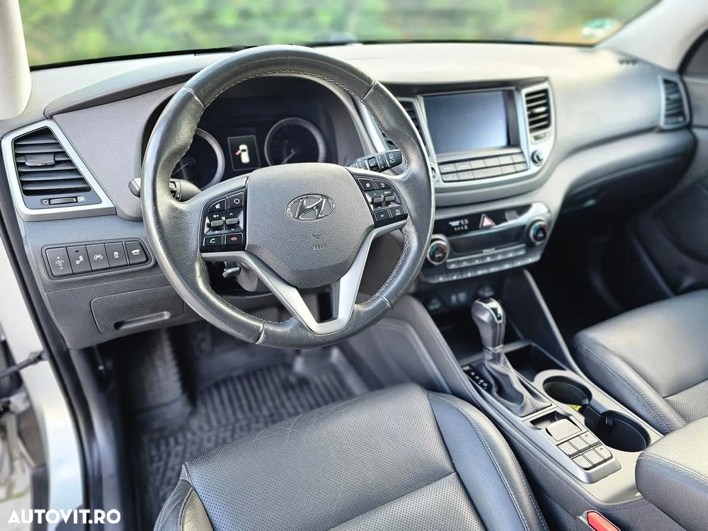Hyundai Tucson 2.0 CRDI 4WD Automatik Premium - 8