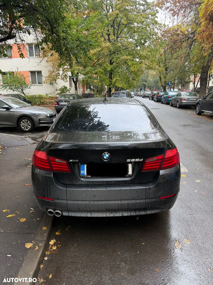 BMW Seria 5 525d xDrive - 2