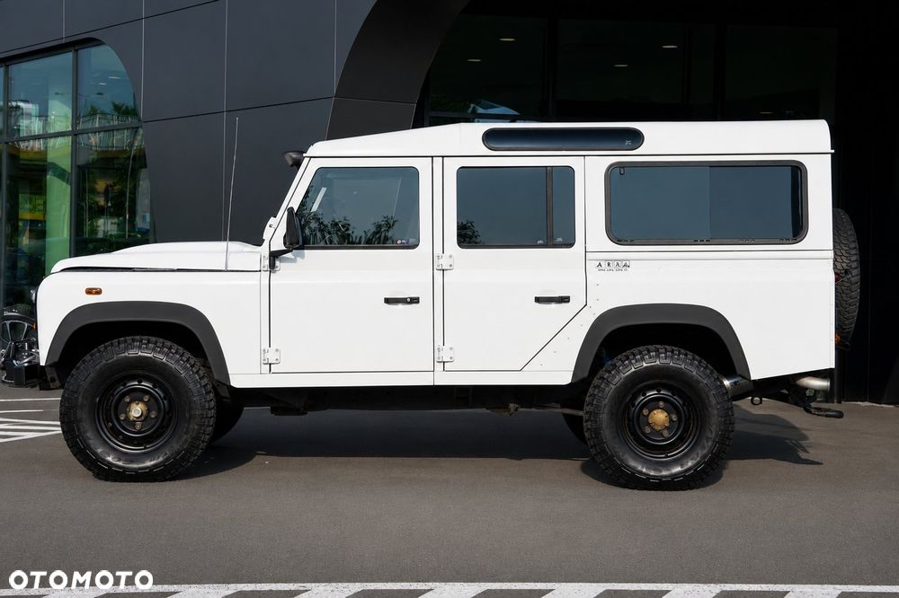 Land Rover Defender 2.4 TD4 SE - 7
