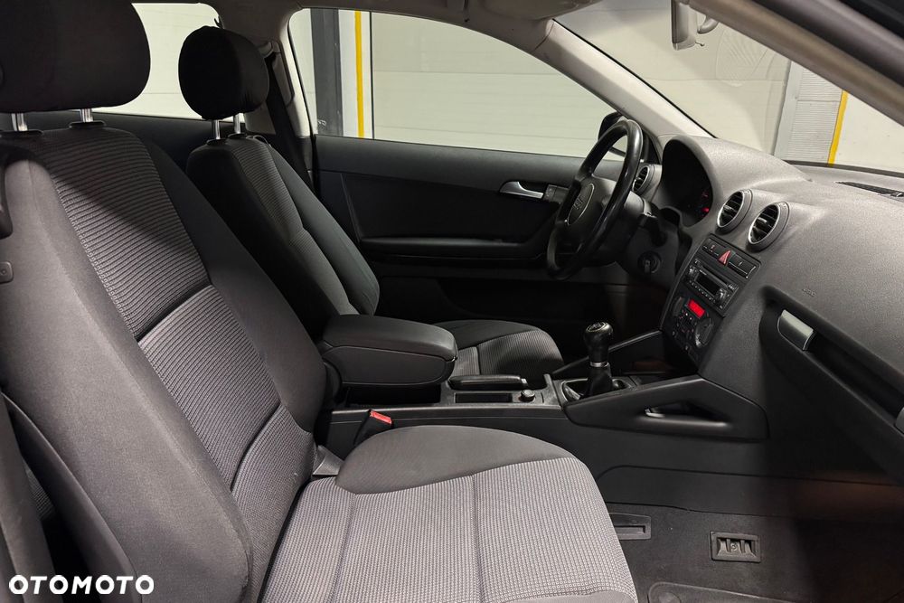 Audi A3 1.9 TDI Ambition - 4