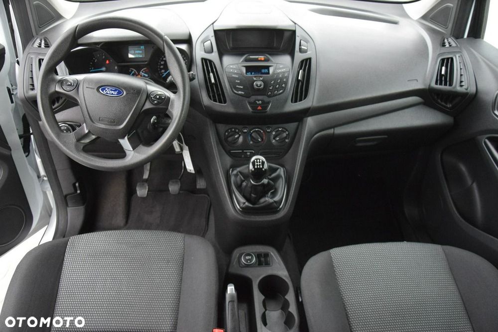 Ford Transit Connect - 26