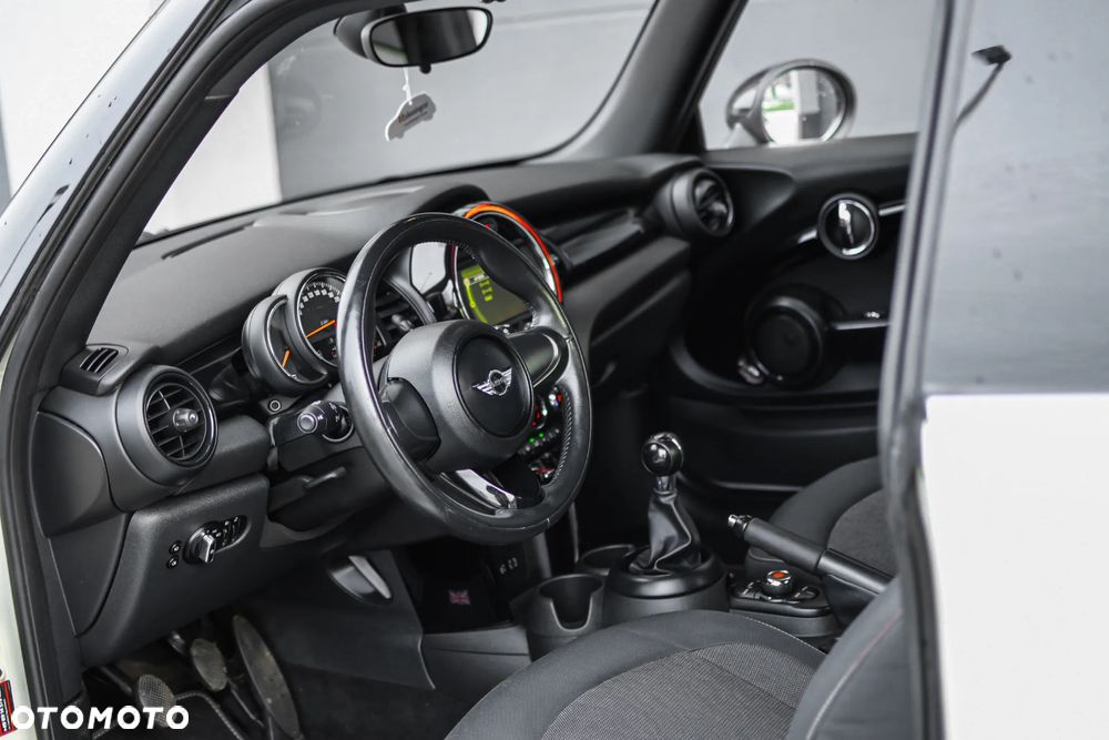 MINI ONE - 7