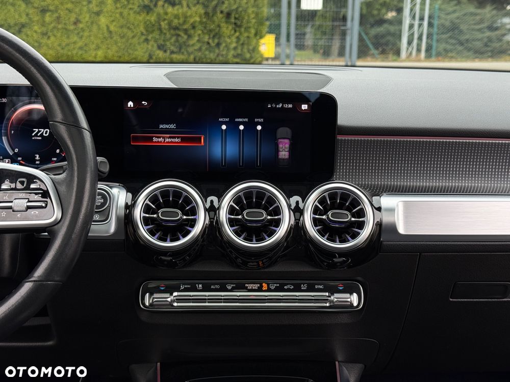 Mercedes-Benz GLB 200 d 8G-DCT - 23